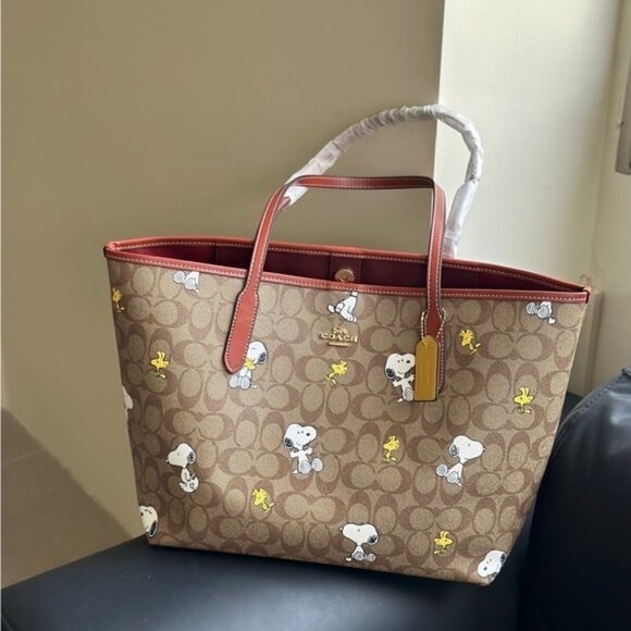 Coach Handbags - NWT Coach Snoopy Woodstock City Tote
